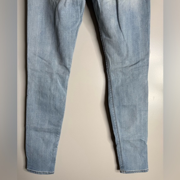 Express Women's Light Blue Distressed Jeans midrise (Size 4R) - Picture 6 of 10